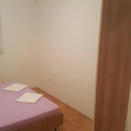 Apartment Apartman *